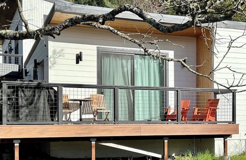 Sebastopol Cottage | Charming cottage in delightful Sebastopol with AC, WiFi