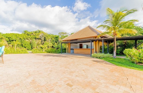 Castelo da Torre House | PF83 High Standard House with 5 Suites - Praia Bella, Exclusive Access to the Beach - Praia do Forte