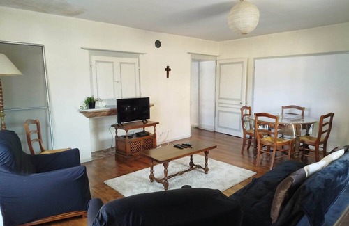 La Loye House | Gîte 4 rooms 4/5 persons near Dole Tavaux