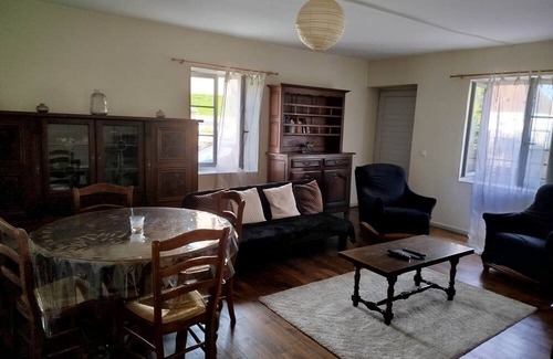 La Loye House | Gîte 4 rooms 4/5 persons near Dole Tavaux
