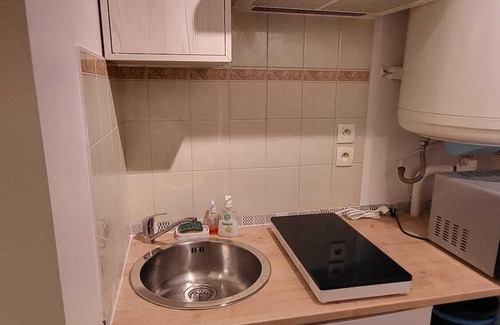 Chartres Apartment | Renovated studio near the cathedral