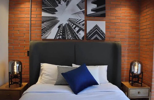 Providencia Apartment | Nuevo Loft with incredible view in YU Country