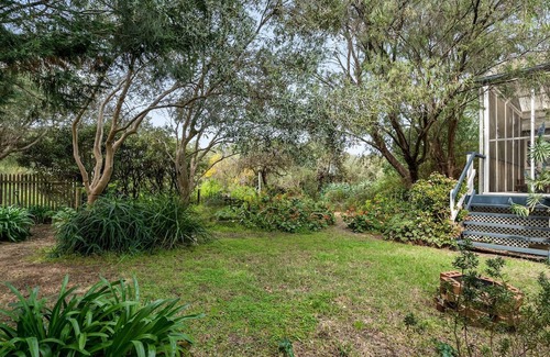 St Leonards House | Seaside Sanctuary - Beautiful family home located right next to the beach.