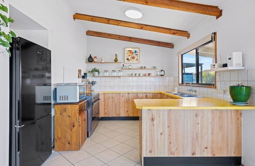 Tuross Head House | Hazy Dayz -Nestled in a tranquil coastal setting.