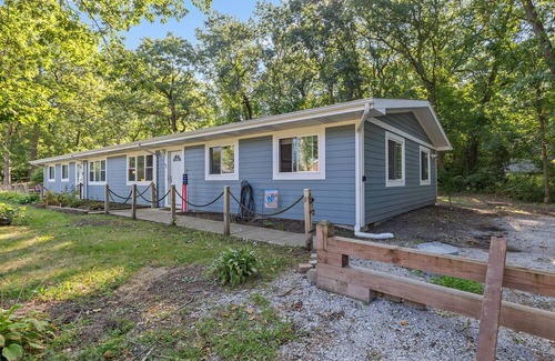 Michigan City Apartment | This 3 bedroom, 2 bathroom home is in a scenic area but closes to Indiana Dunes National Park.