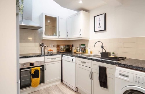 Dalston Apartment | Livestay Trendy Modern 3Bed 3Bath House In Dalston
