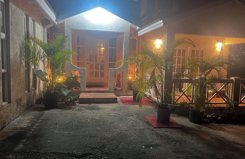 Wotton Apartment | 5 min drive to the Beach & Oistins. Newly Refurbished Apt in Quiet Neighborhood