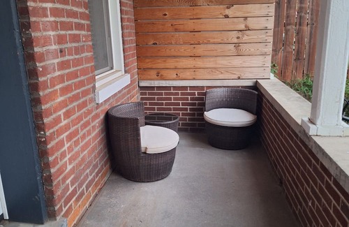 Ludlow Apartment | Cozy 1-bedroom apartment in charming Ludlow with WiFi, AC