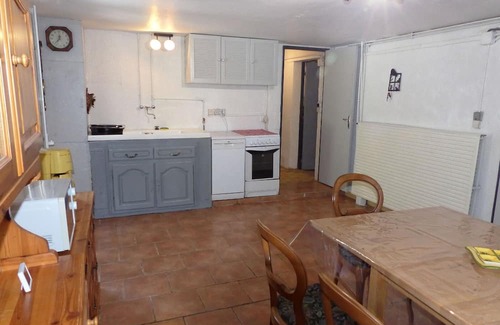 Champagney Cottage | Gite Champagney, 4 bedrooms, 10 persons