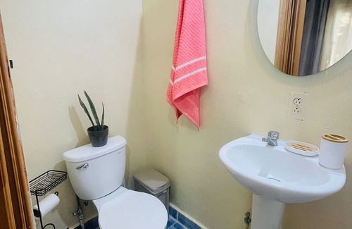 El Sunzal House | This Charming Cabin is pet friendly with Wi-Fi and A/C at Sunzal Beach