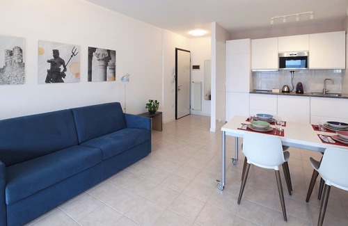 Martignano Apartment | Onda 7, ideal apartment for families and groups in a strategic position.