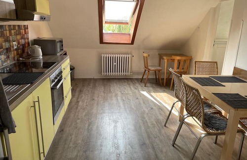 Dolni Chabry Apartment | Cozy 1-bedroom apartment in Prague with tranquil backyard