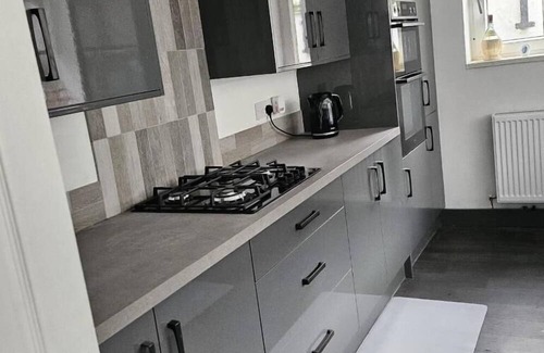Aberaman House | Jubilee Jewel a treasure in The Queen of Valleys