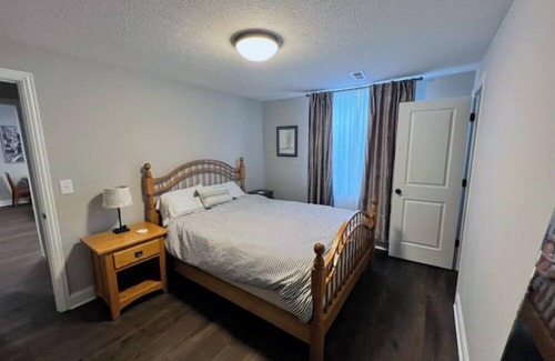 Olde Towne East Apartment | Cozy 1 Bedroom Apartment Located in Historic Olde Towne East
