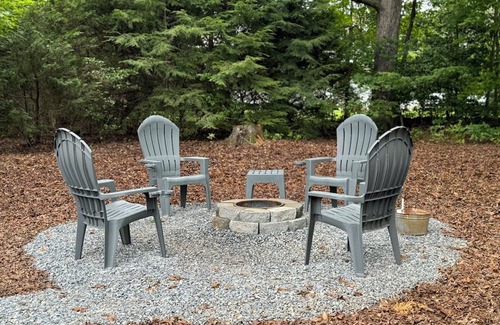 Old Fort House | Completely remodeled 2-bedroom home with fire pit. 3 miles from Old Fort.