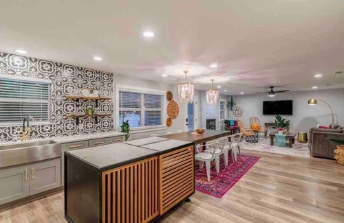 Sweetbriar House | Trendy South Congress Retreat in Austin