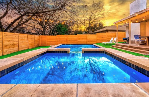 Sweetbriar House | Trendy South Congress Retreat in Austin