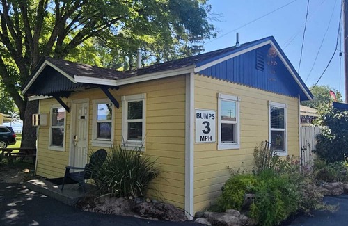 Lakeport Cabin | Cabin with 1 Bedroom and Kitchen