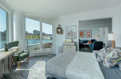 Inner Harbour Condo | Harbour View Executive Suite – Unparalleled Views in Victoria!