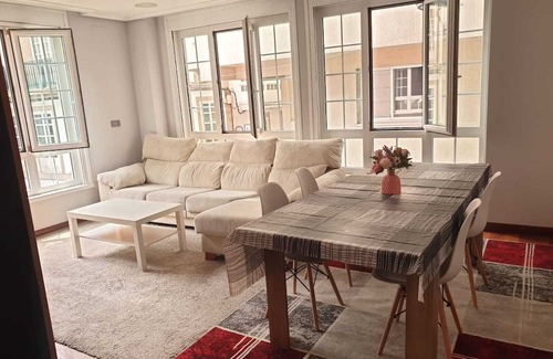 La Coruna Old Town Condo | Se Alquila Precioso Piso Moderno y Funcional en Pleno Centro de A Coruña