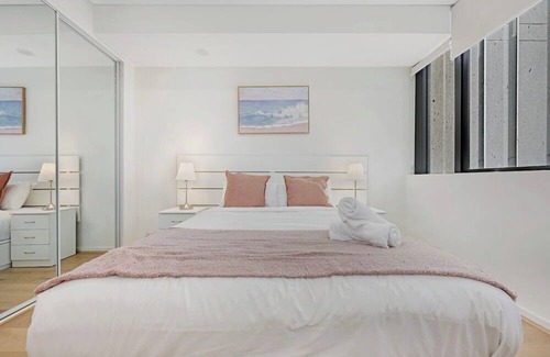 Harris Park Apartment | Cozy 2B2B AT heart of Parramatta