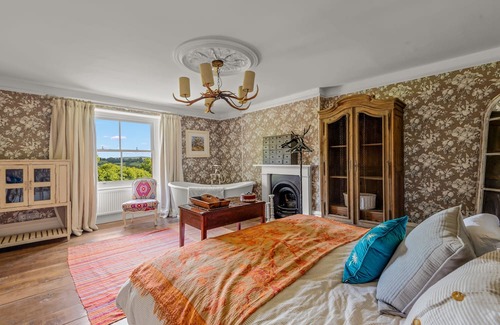 Moretonhampstead Other | Linscott Farmhouse sleeps 10 guests in 5 bedrooms