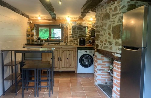Orgnac-sur-Vezere House | Charmante Maison de Bourg, à L'orée de la Fôret - Animaux Acceptés !