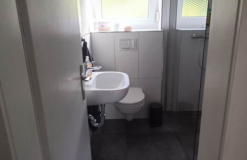 Beckedorf Bed & Breakfast | Gemütliches 1 Zimmer Apartment mit Küche und Terrasse,bei Bad Nenndorf,steinhude