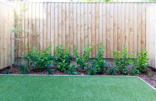 Mount Albert House | Serenity in Mt Albert: Contemporary 3BR 2.5 bath