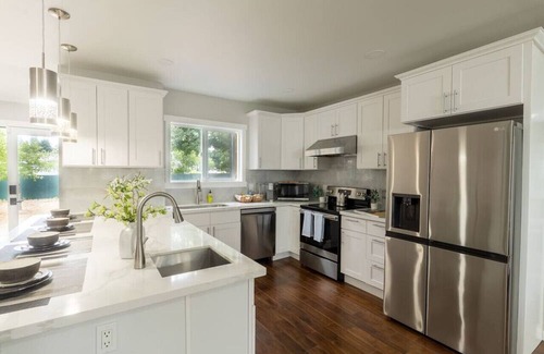 Parkland Bed & Breakfast | Room with 2 Twin Beds in Tacoma