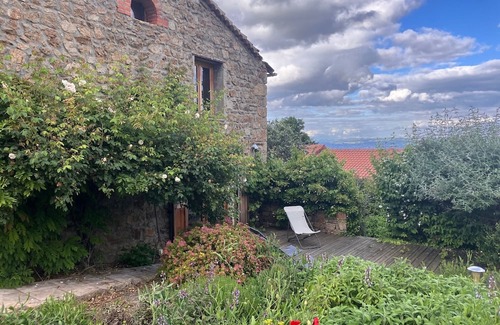 Chenereilles House | Stone house with heated swimming pool in Forez