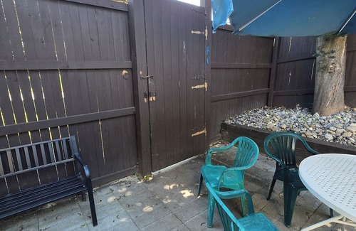 Owings Mills House | Charming 1-bedroom,with Living room BASEMENT APT in Owings Mills with a POOL!