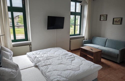 Muritz Apartment | Gut Blücherhof - Ferienwohnung E 6 im Herzen der Mecklenburger Seenplatte