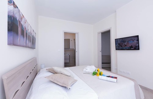 Alassio Ski Chalet | Serena 2 - Two Bedroom Chalet, Sleeps 5