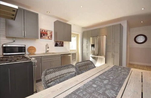 Cobourg Cabin | Welcome to our charming 2-bedroom, 1-bathroom home in the heart of downtown Cobourg