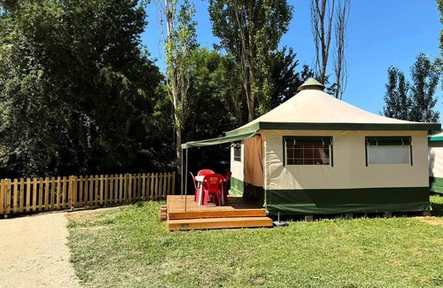 Durfort RV Rental | Campsite Le Bourdieu* - Cyrius Furnished Tent 4 people