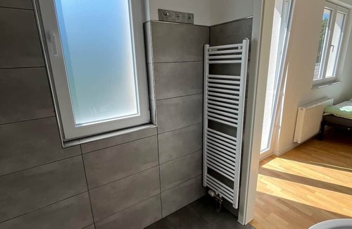 Seckbach House | Beautiful 1st room apartment for 2 guests in Frankfurt East