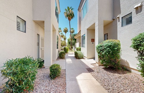 McCormick Ranch House | Charming house offers a resort-style pool and a friendly neighborhood