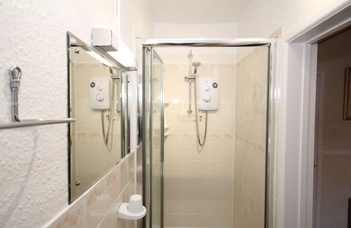 St. Michaels Apartment | Flat 3 has been reburbished and comes with onsite parking and free Wifi
