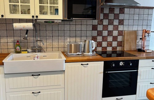 Hutschenhausen Apartment | TLA Pfalzblick vacation apartment at the Kranichwoog in Hütschenhausen!