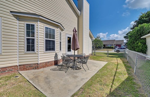 South View House | Convenient Hope Mills Home ~ 6 Mi to Fayetteville!