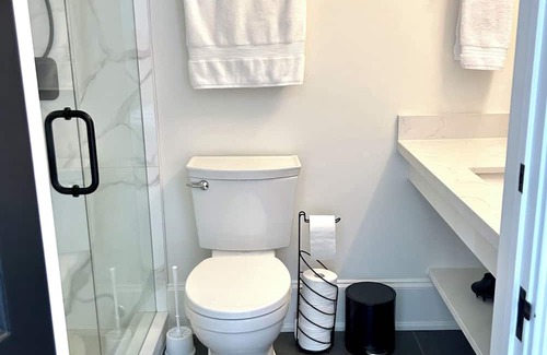 Port Hope Apartment | Boutique hotel suite in downtown Port Hope. On the Ganaraska River.