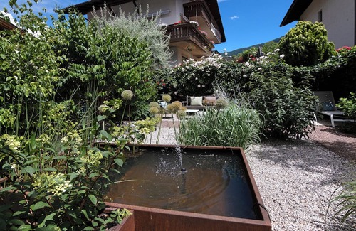 Naturno Apartment | Apartment 'Finesign 2' with Mountain View, Private Terrace and Wi-Fi