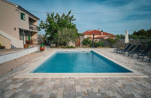Pirovac Apartment | Apartment B&B Linda - with pool: R3(4) - Pirovac, Riviera Sibenik, Croatia