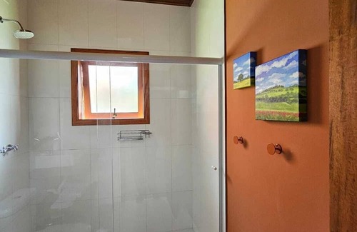 Monte Verde Ski Chalet | Chalé Lindo e Aconchegante em Monte Verde, Localizado na Avenida Principal