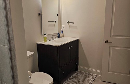Belle Haven House | Escape to Tranquility: Rent a Room in Our Cozy Retreat House"