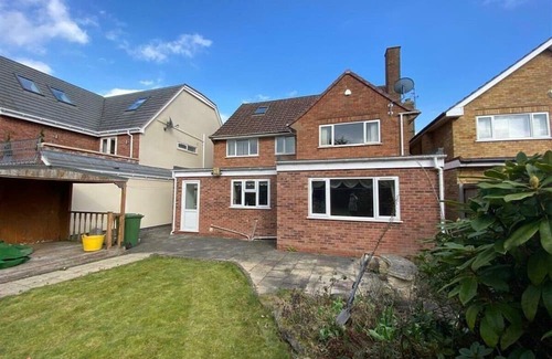Solihull House | Solihull 5 Bed Home near NEC/Bham airport/JLR/HS2