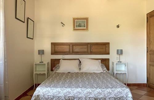 Jaujac House | Ardeche Jaujac Maison de Caractère Gite 14 Personnes