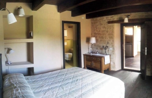 Montalto delle Marche Apartment | Homerez - Charming Apartment in Montalto, 50m², Pool