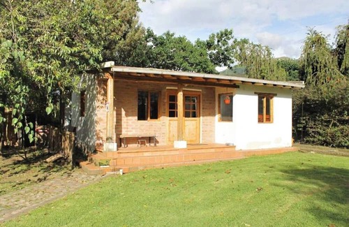 San Pablo del Lago Apartment | Mini-house near Imbabura Volcano surrounded by animals